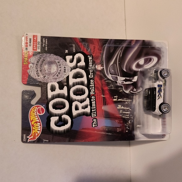 D7  Hot Wheels 32 Ford Vicky Cop Rods 1999 - Picture 1 of 3